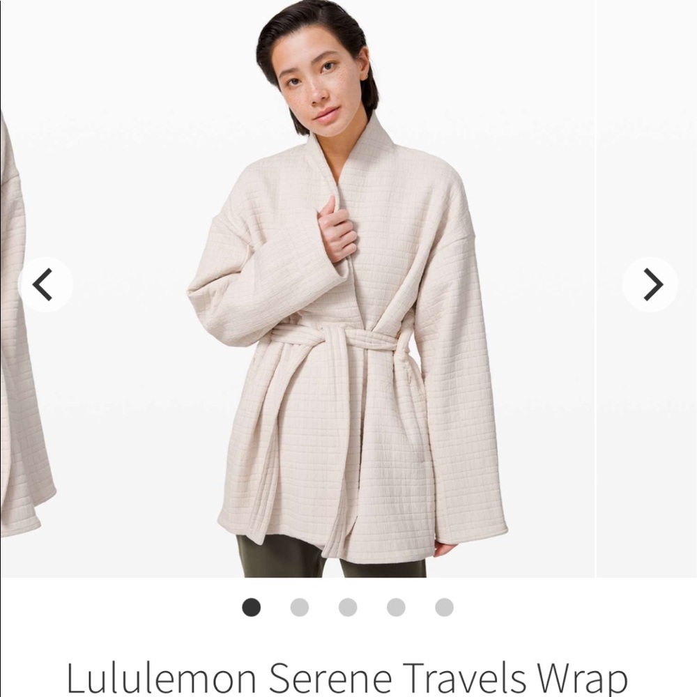 Lululemon serene travels wrap